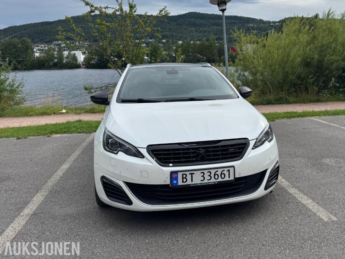 2015 Peugeot 308 SW GT 2.0D 181hk Automat Skinninteriør S+V Dekk