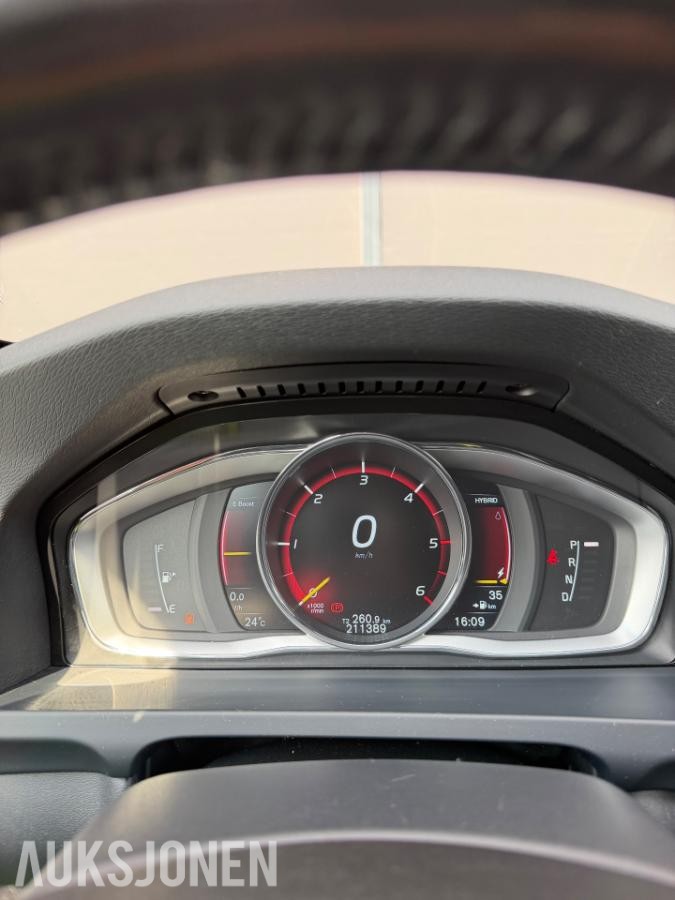 2016 Volvo V60 D5 Twin Engine AWD hengerfeste