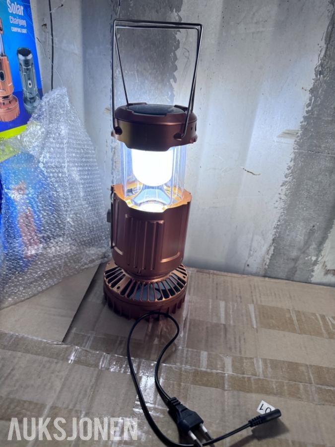 4 stk. helt nye GSH-9399 Solar Charging Camping Light 2026