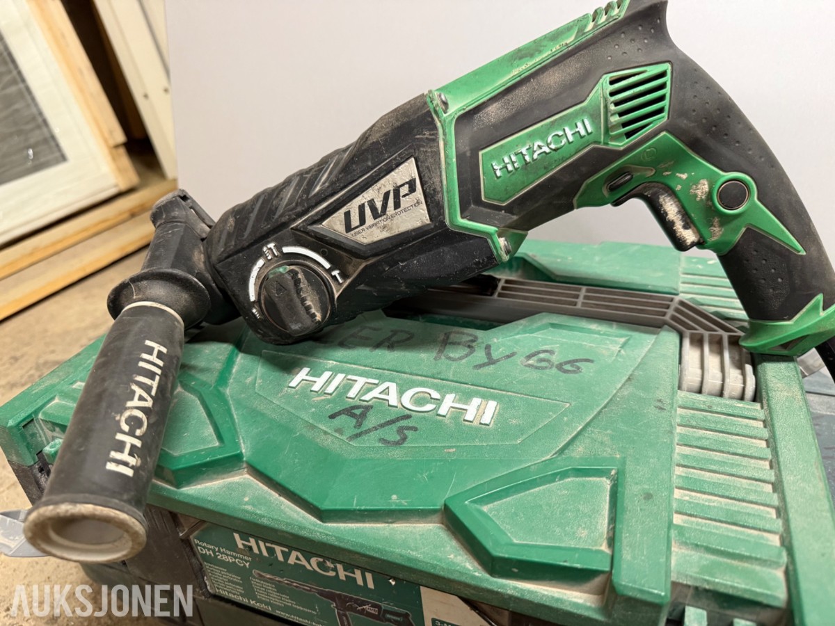 Hitachi Vinkelsliper og betongmaskin