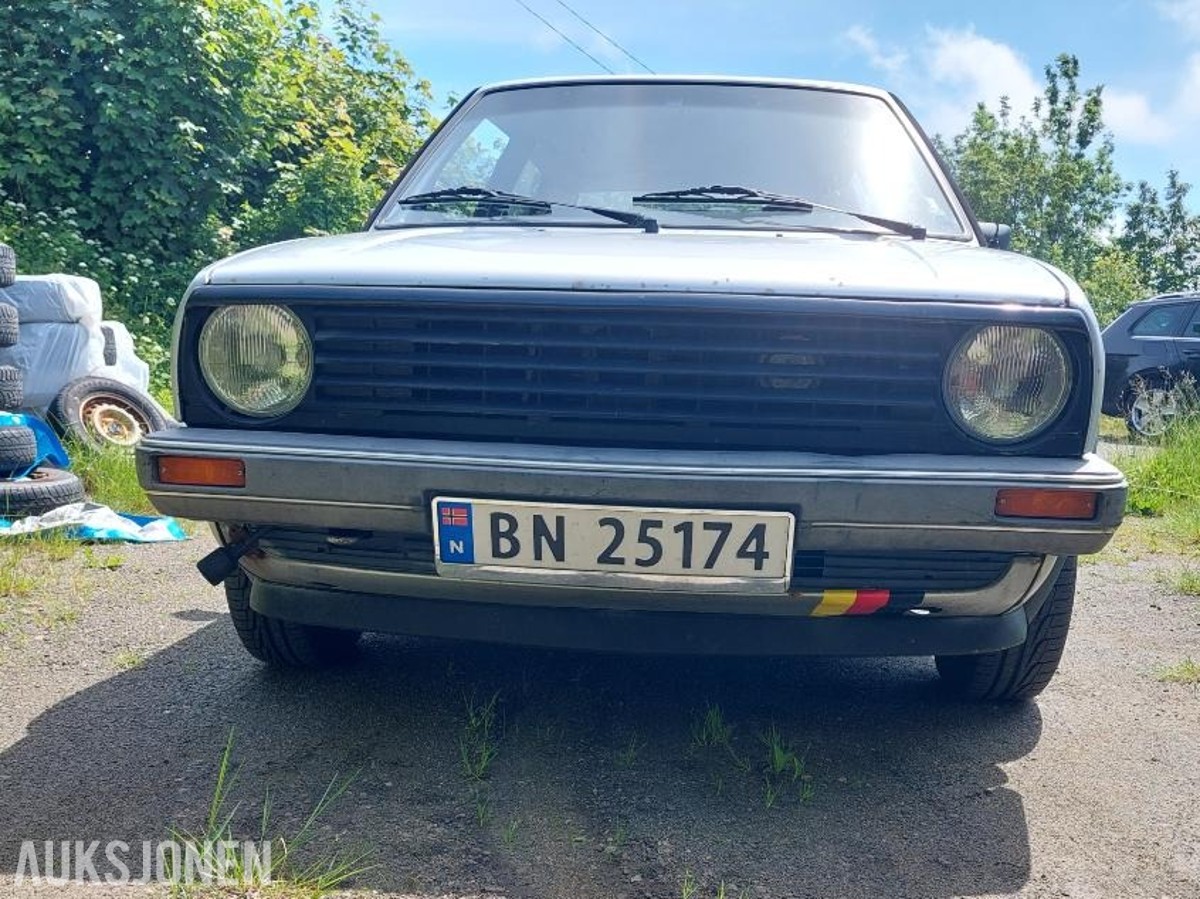 1986 Volkswagen Golf 1.6 CL – 236 000 km