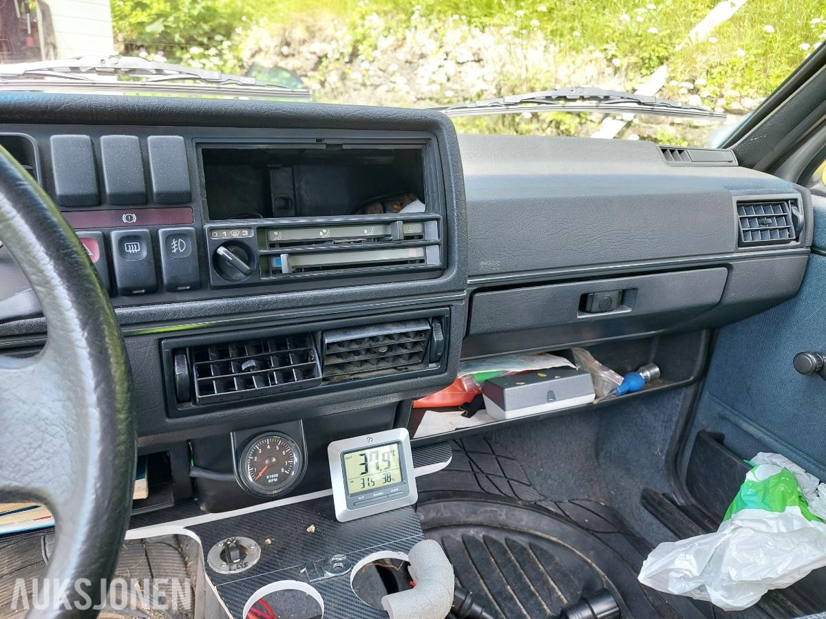 1986 Volkswagen Golf 1.6 CL – 236 000 km