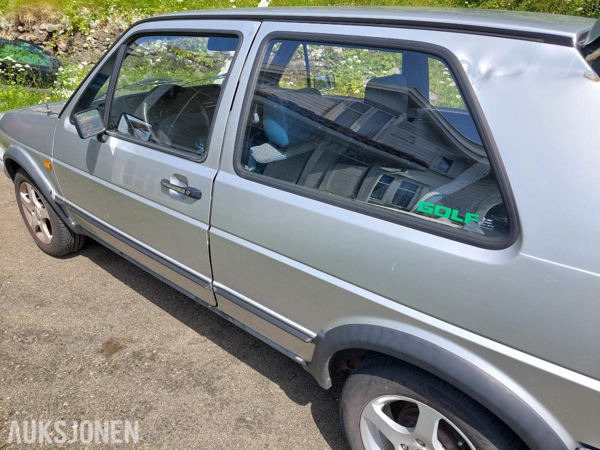 1986 Volkswagen Golf 1.6 CL – 236 000 km
