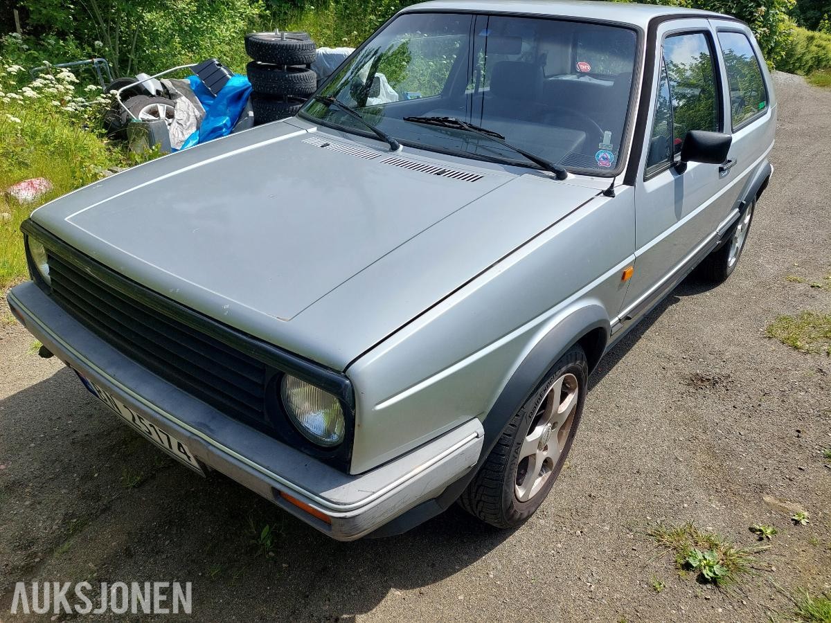 1986 Volkswagen Golf 1.6 CL – 236 000 km