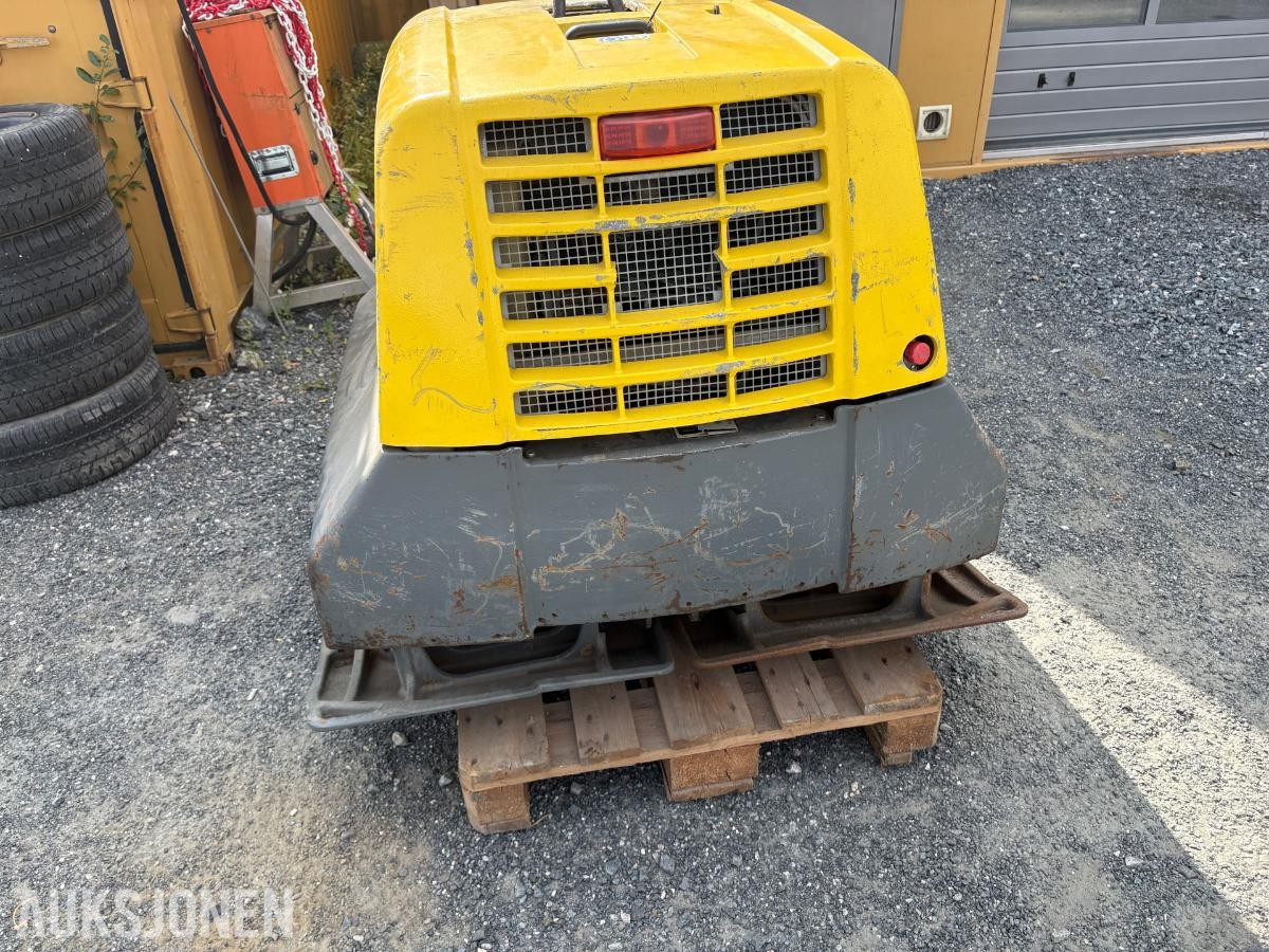 2017 Wacker Neuson DPU 130 vibroplate - 325 timer