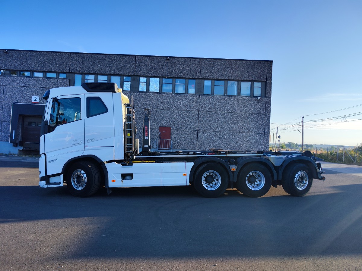 2022 Volvo FH540 4-akslet krokbil – Hiab MULTILIFT 24SL58 – 173 228 km