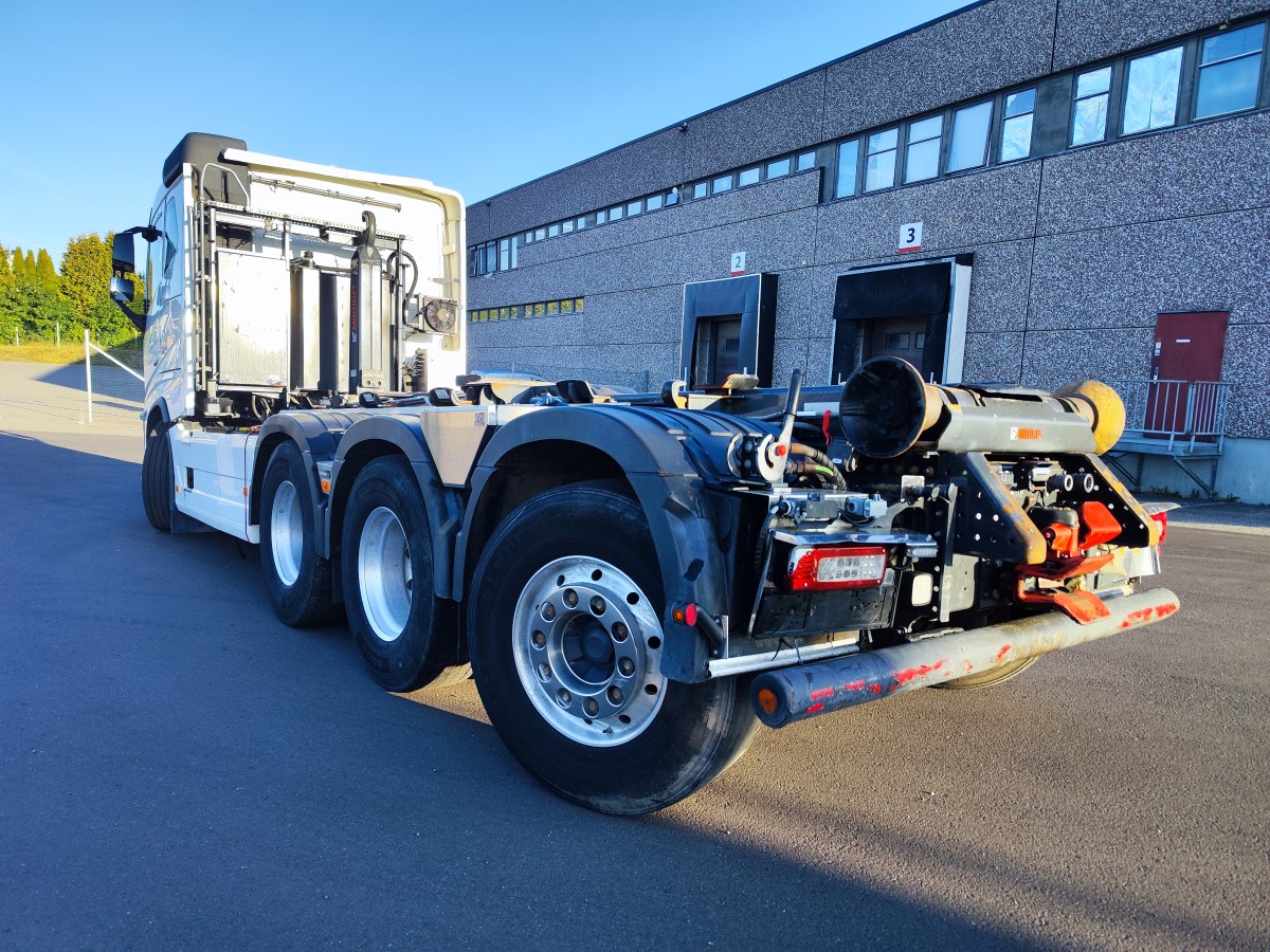 2022 Volvo FH540 4-akslet krokbil – Hiab MULTILIFT 24SL58 – 173 228 km