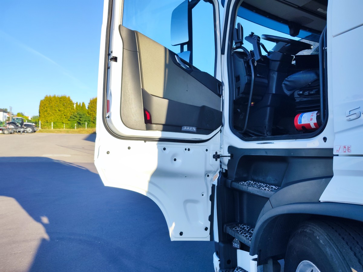 2022 Volvo FH540 4-akslet krokbil – Hiab MULTILIFT 24SL58 – 173 228 km
