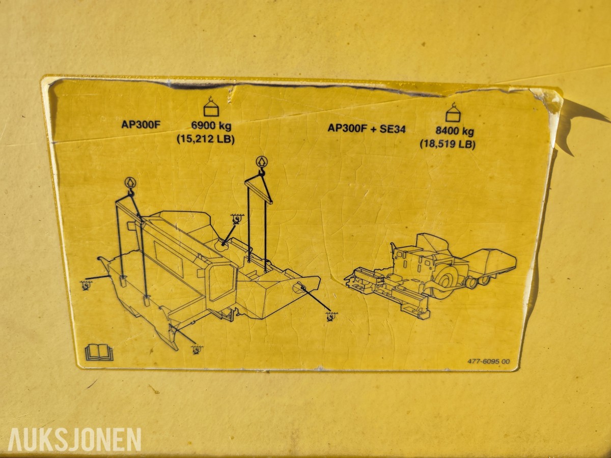 2016 Caterpillar AP300F asfaltutlegger – Cat SE34V – 5 728 timer