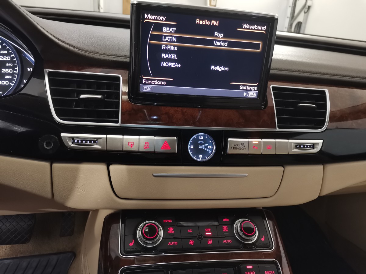 2011 Audi A8 4.2 V8 371 HK QUATTRO ACC LUFT BOSE KAMERA SOFT CLOSE - UTEN MINSTEPRIS!