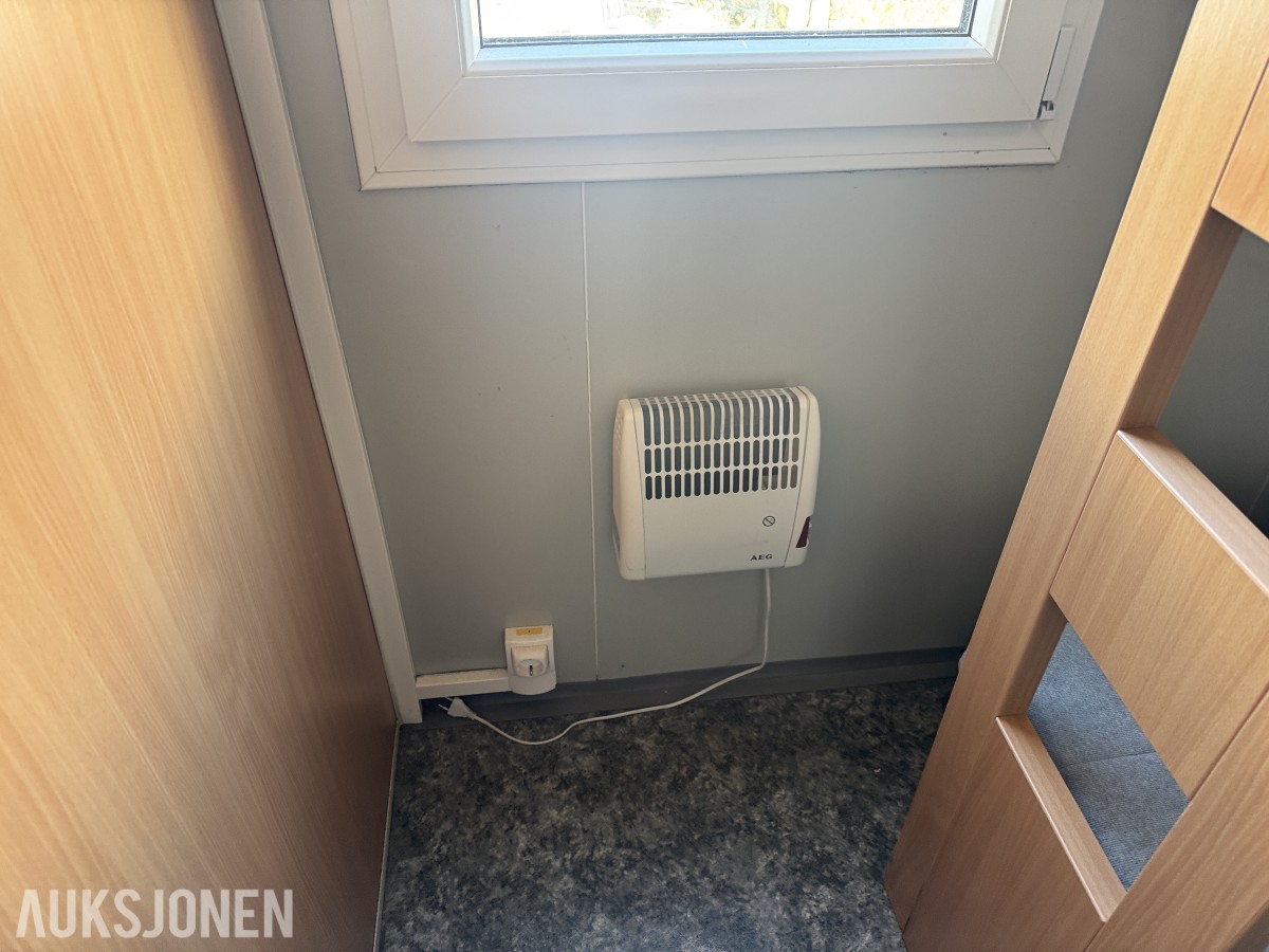 Wiks bobrakke med soverom, kjøkken og bad