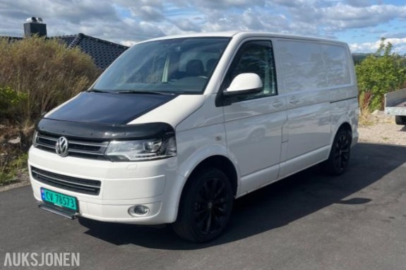 2014 Volkswagen Transporter 2.0 179hk Automat 4MOTION Webasto hengerfeste – 284 262 km