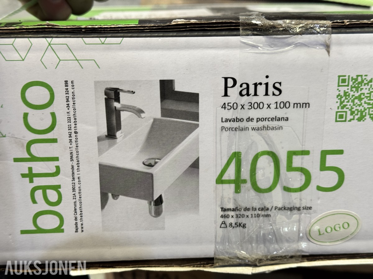 Ny Bathco Paris servant og Vanità LED speilarmatur