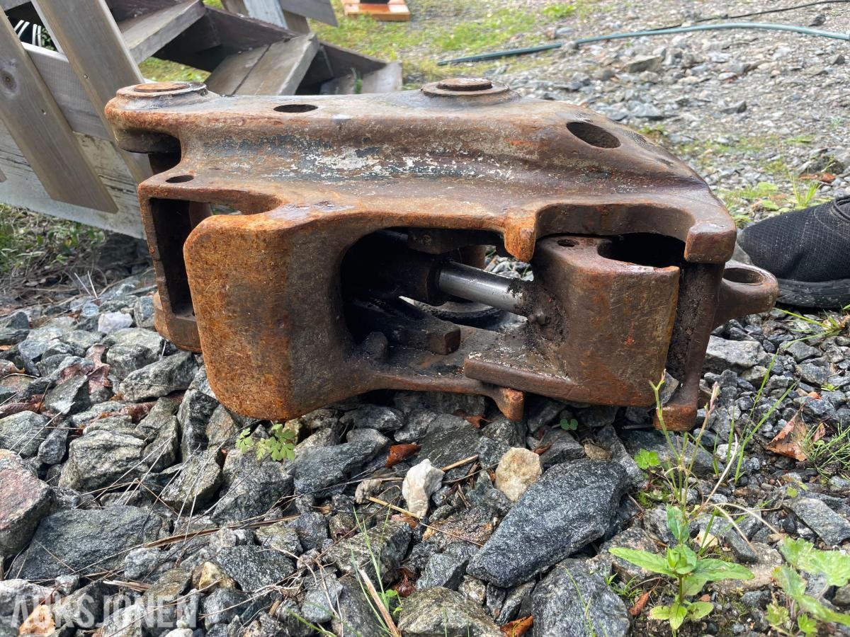 2009 Hydraulisk HK feste S45 - ingen minstepris