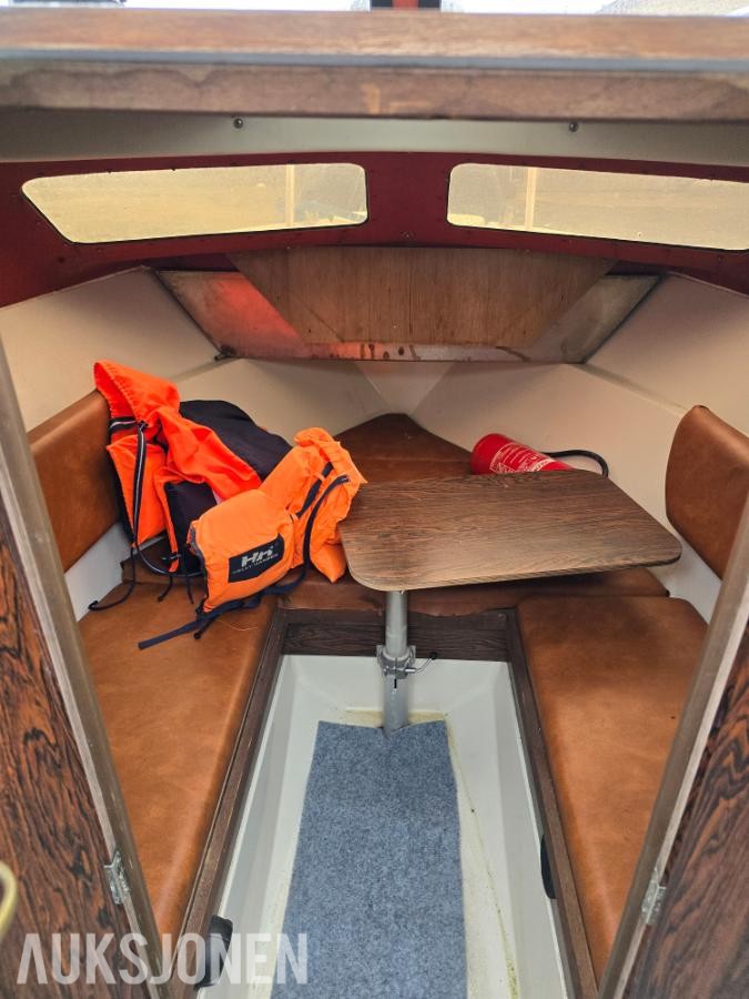 1980 Mørebas 7200 Volvo Penta AD31L-A Duoprop 290 - Reparasjonsobjekt