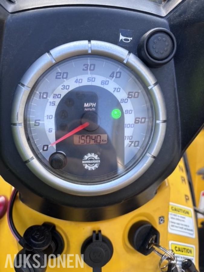 2005 Bombardier Outlander Max XT 400 – 15 040 km