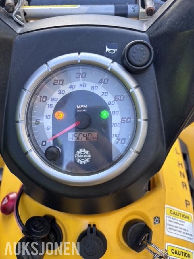 2005 Bombardier Outlander Max XT 400 – 15 040 km