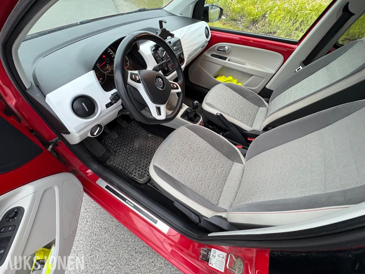 2017 Volkswagen Beats UP! 1.0, 70000km, S+V dekk