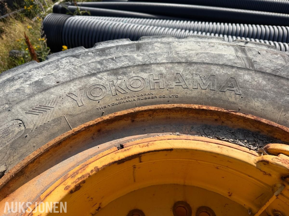 Yokohama hjullasterhjul - Massivedekk - 23.5R25 - Volvo felger
