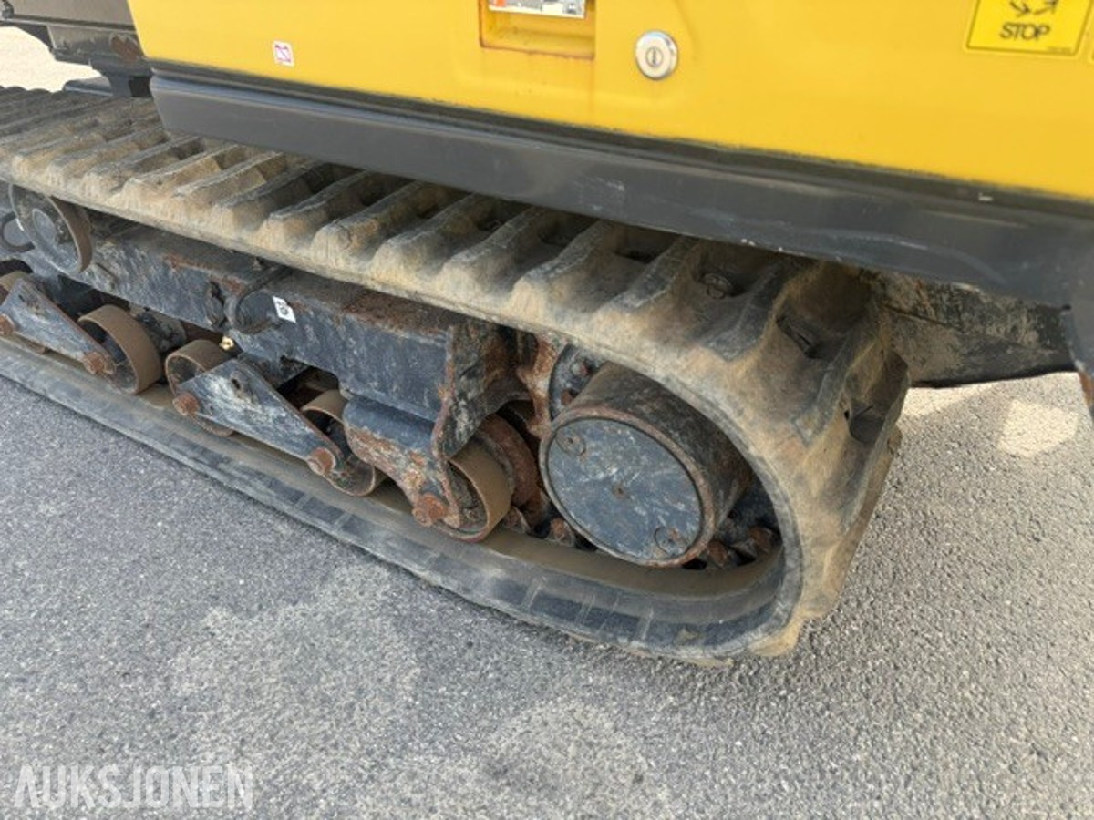 Yanmar C-30 minidumper