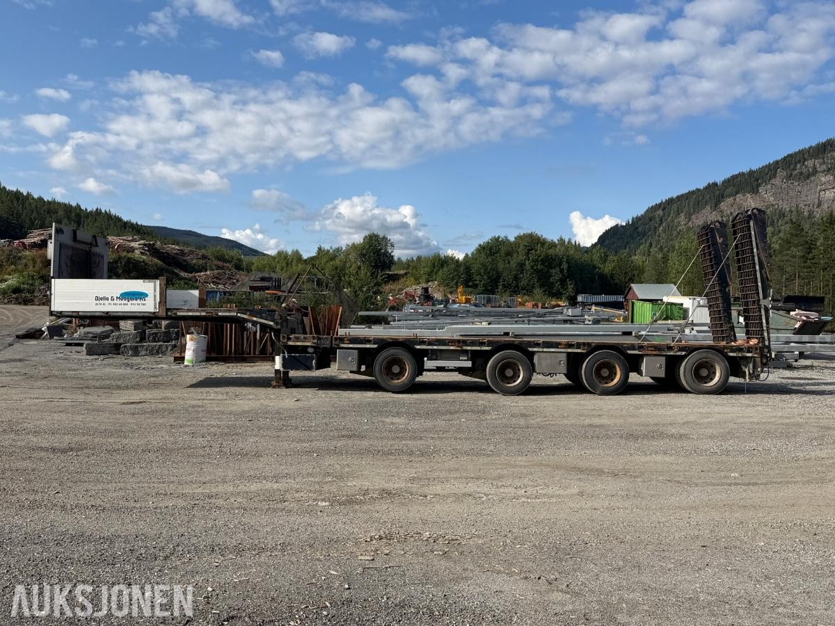 2014 Carnehl Sattelanhanger maskinhenger med 54460 kg nyttelast
