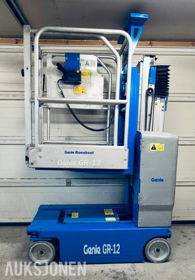 2012 Genie GR-12