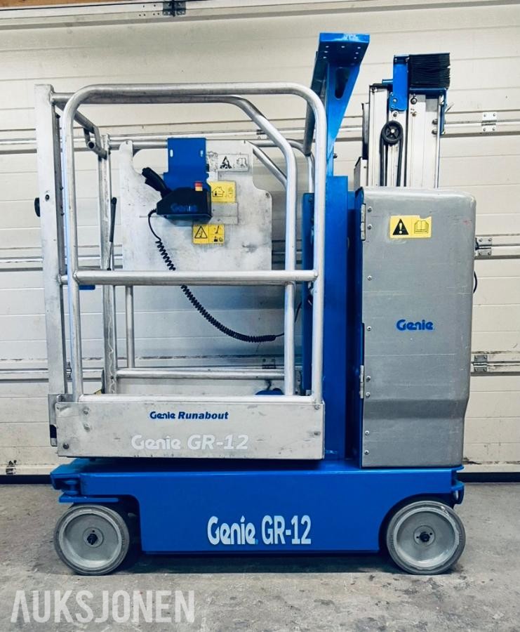 2012 Genie GR-12
