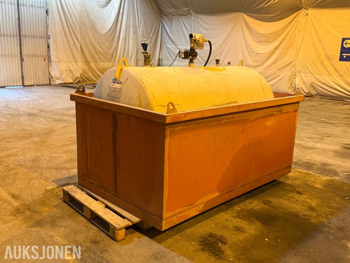 3000 liter Dieseltank med pumpe og telleverk 
