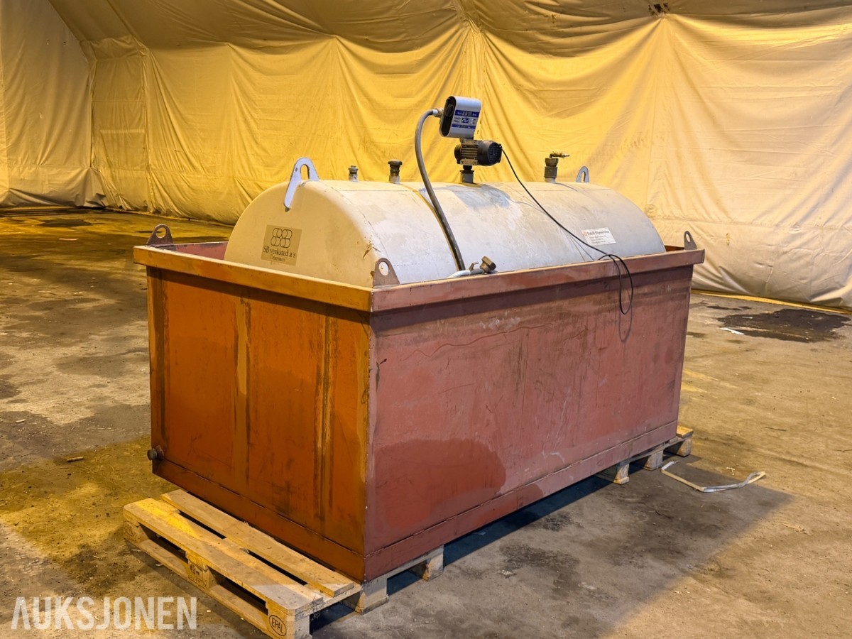 3000 liter Dieseltank med pumpe og telleverk 