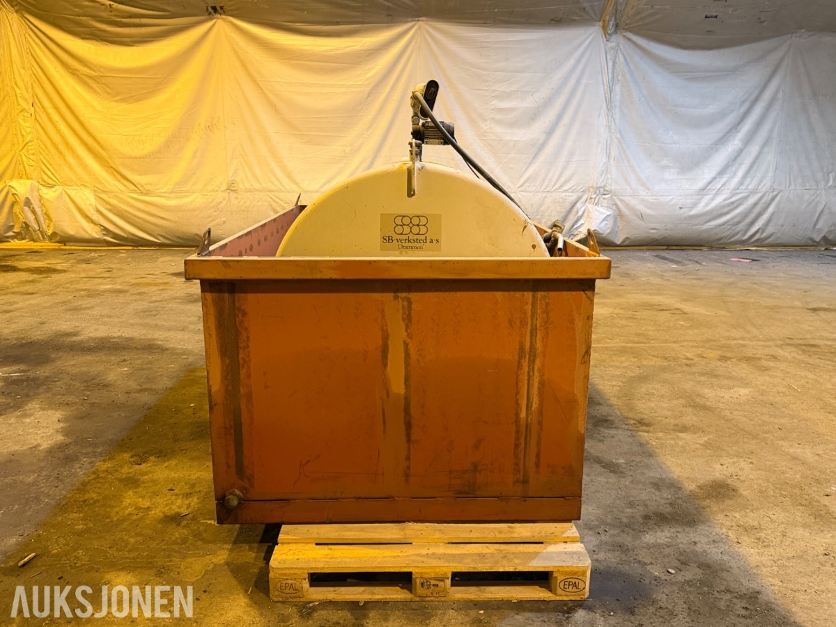 3000 liter Dieseltank med pumpe og telleverk 