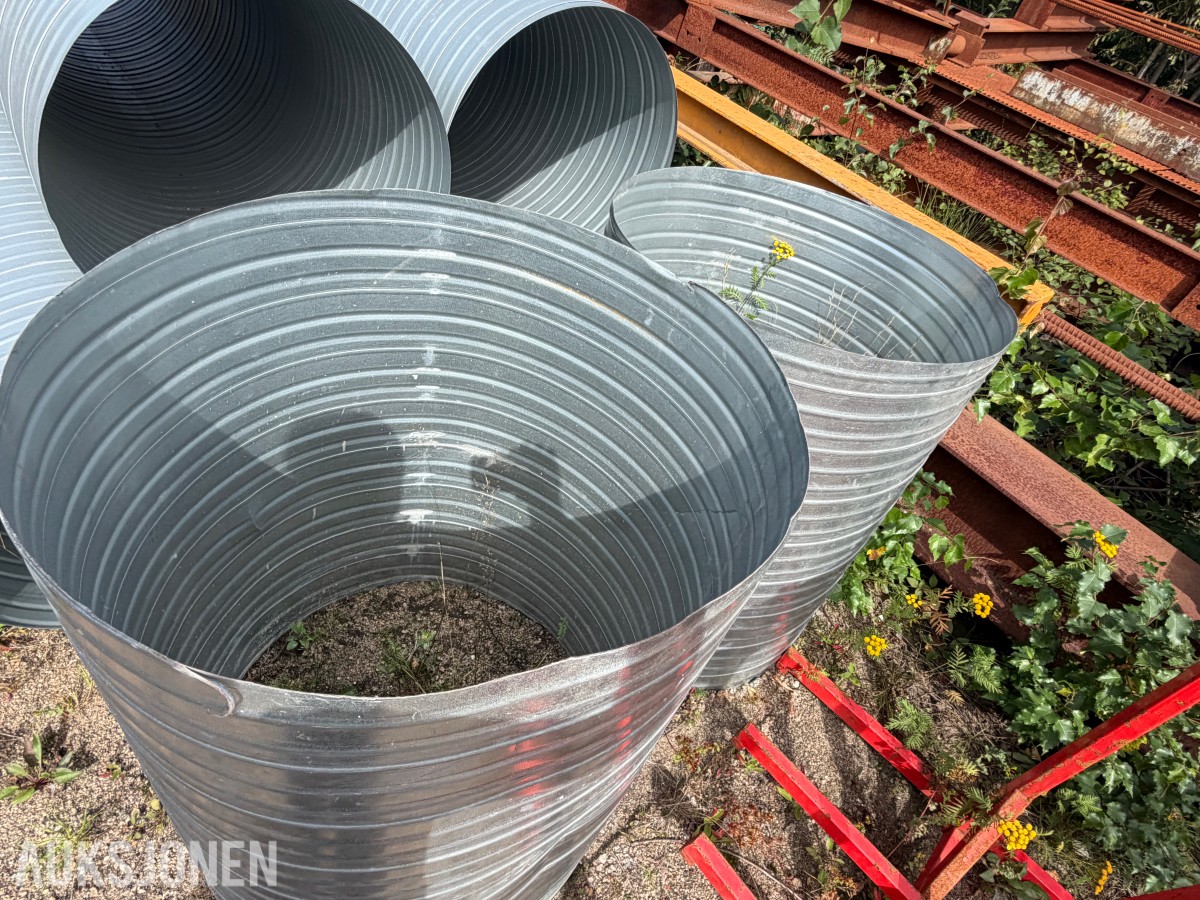 KORRUGERTE STÅLRØR – 6 STK. – CA. Ø630 MM – LENGDE CA. 3 M