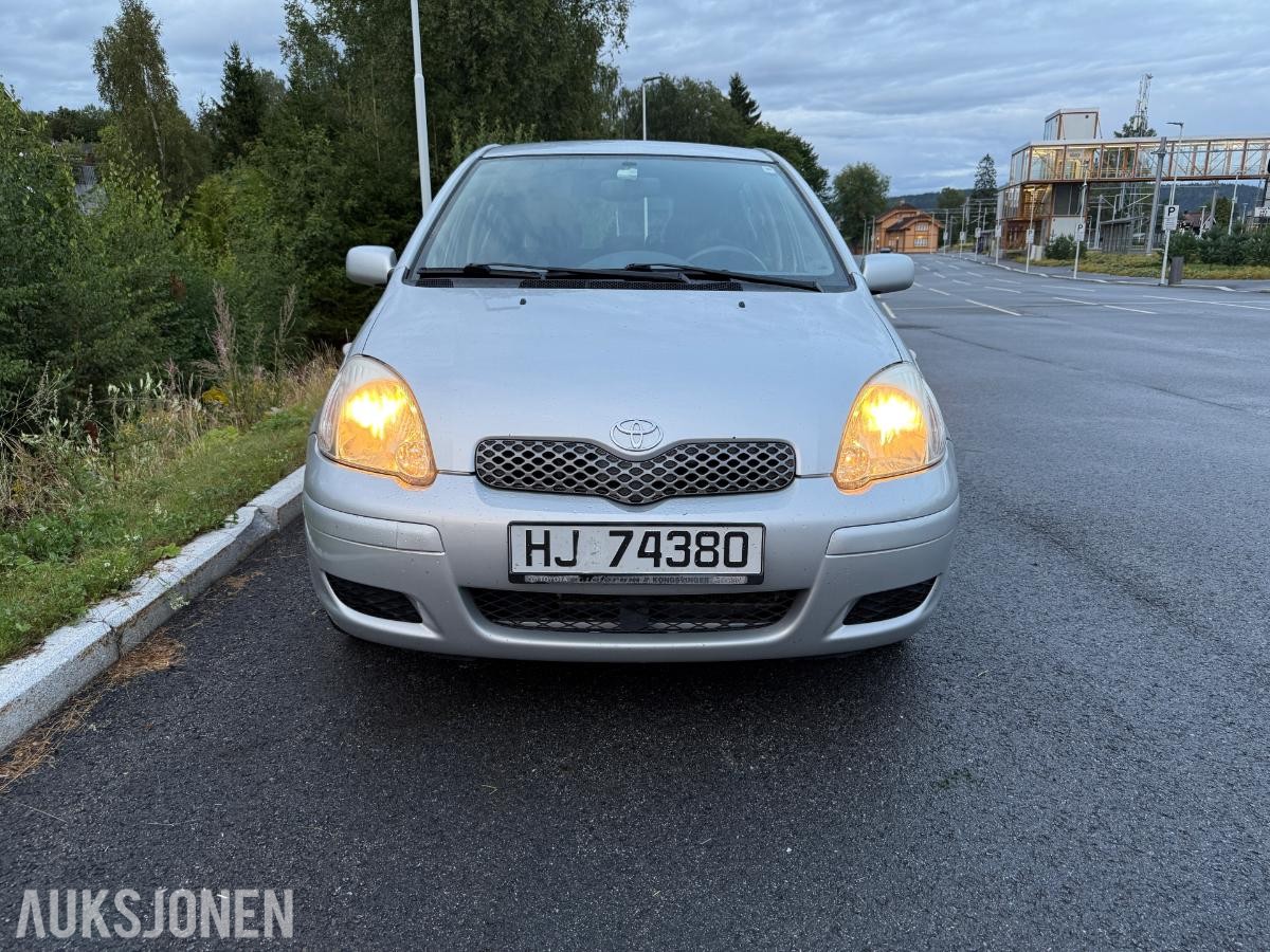 2003 Toyota Yaris 1.0 Bensin 65hk EU ok til 06.2027