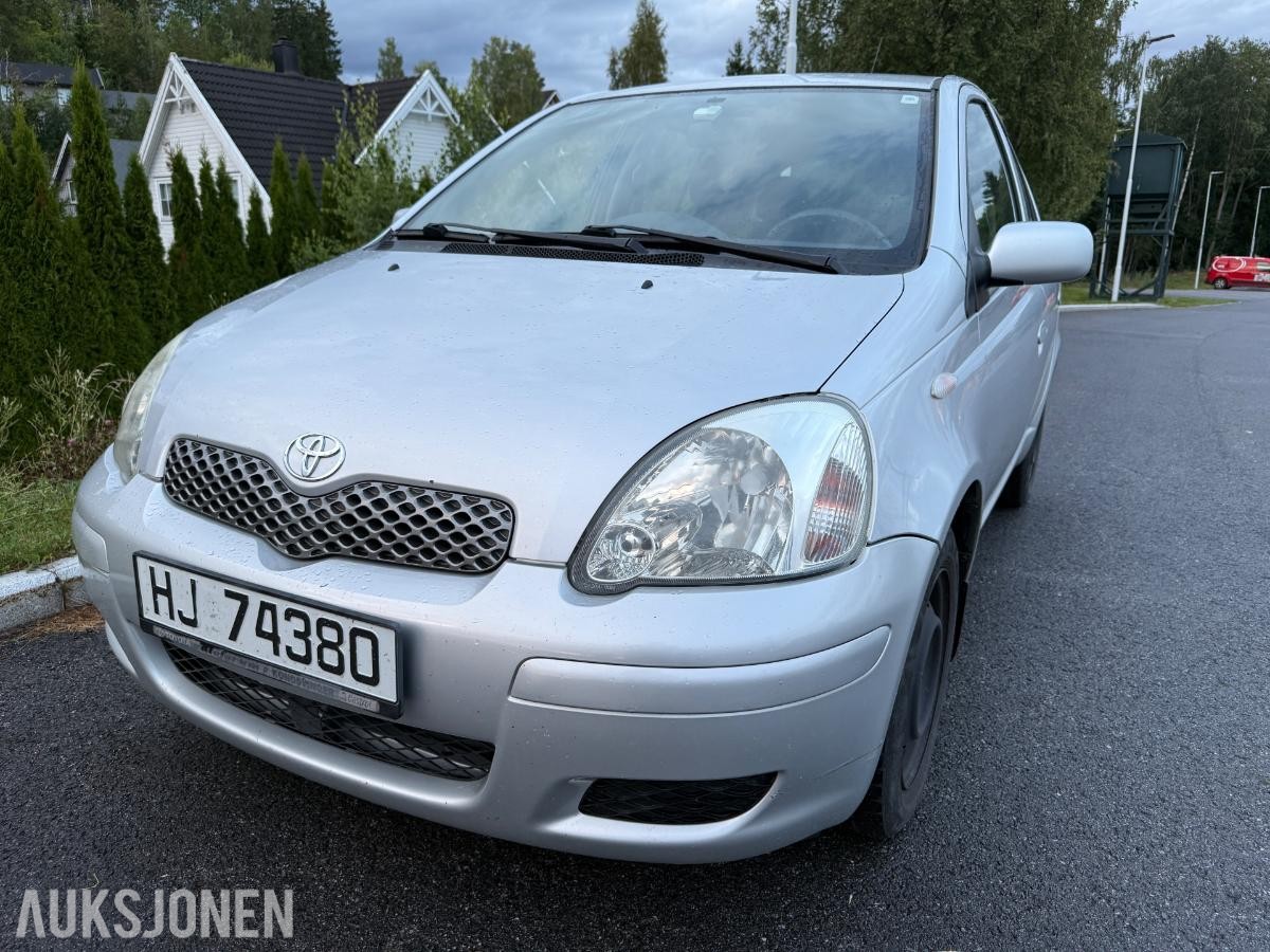 2003 Toyota Yaris 1.0 Bensin 65hk EU ok til 06.2027