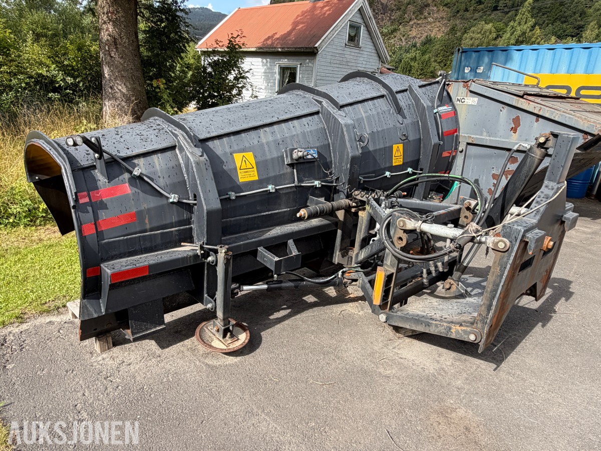 2022 STEINSLAND DS-70 SNØPLOG - 3300MM - LASTEBILFESTE