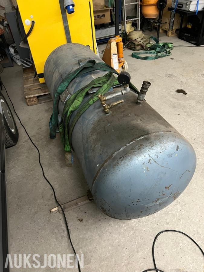 Kaeser SK26 kompressor med 600 liter tank og lufttørke