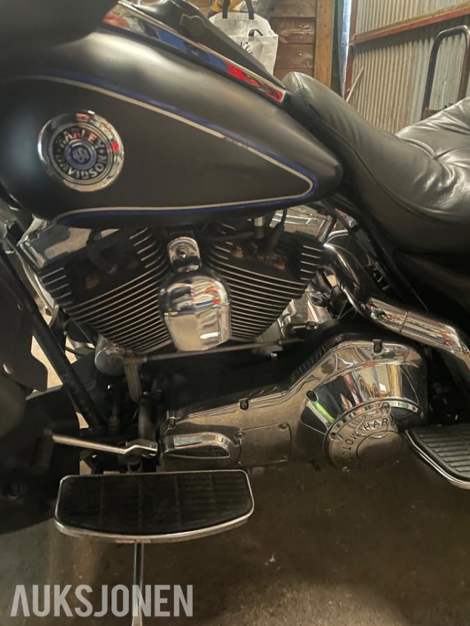 2002 Harley-Davidson FLHTCU Ultra Classic Electra Glide