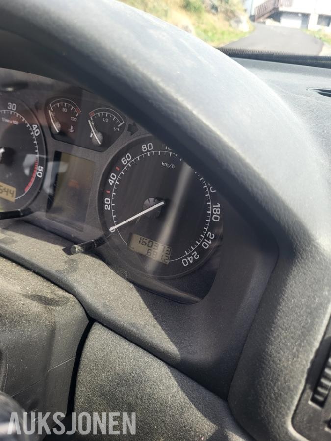 2004 Skoda Octavia 1.9 131hk cruisekontroll hengerefeste 161000km