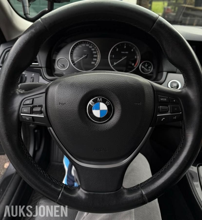 2013 BMW 520d Touring 2.0D 163hk Automat Hengerfeste