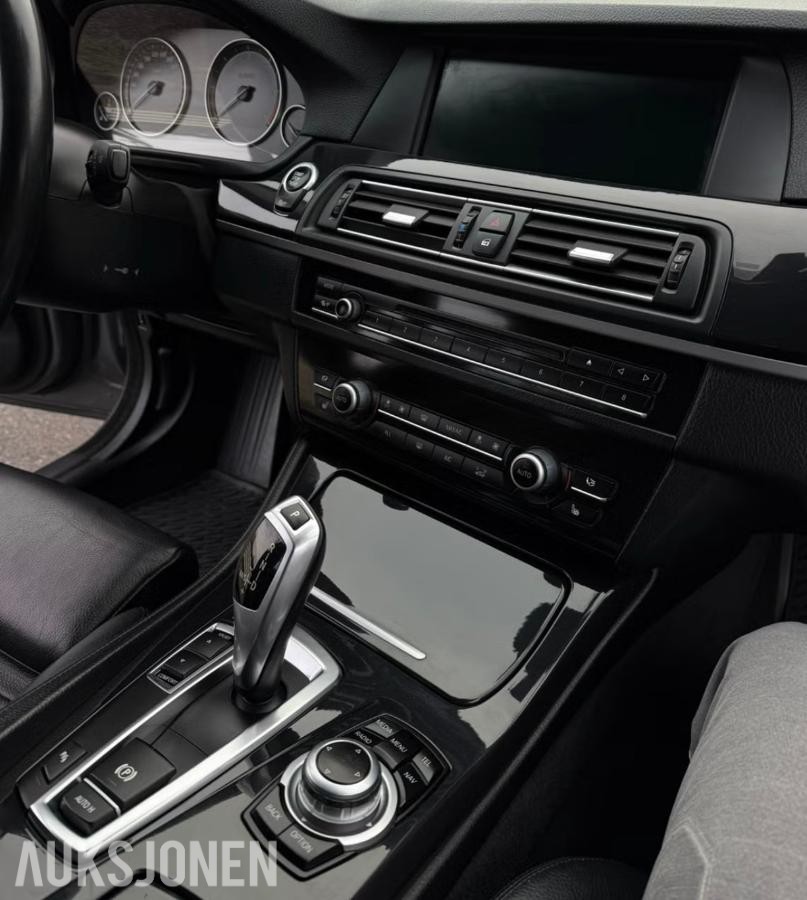 2013 BMW 520d Touring 2.0D 163hk Automat Hengerfeste