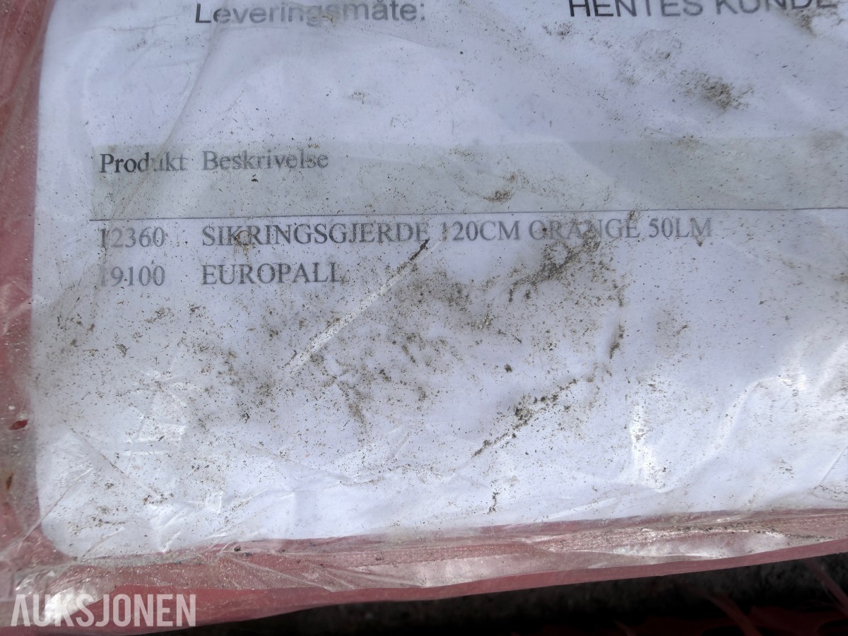 RØDT SIKRINGSGJERDE / BYGGEPLASSGJERDE - PARTI MED 11 RULLER