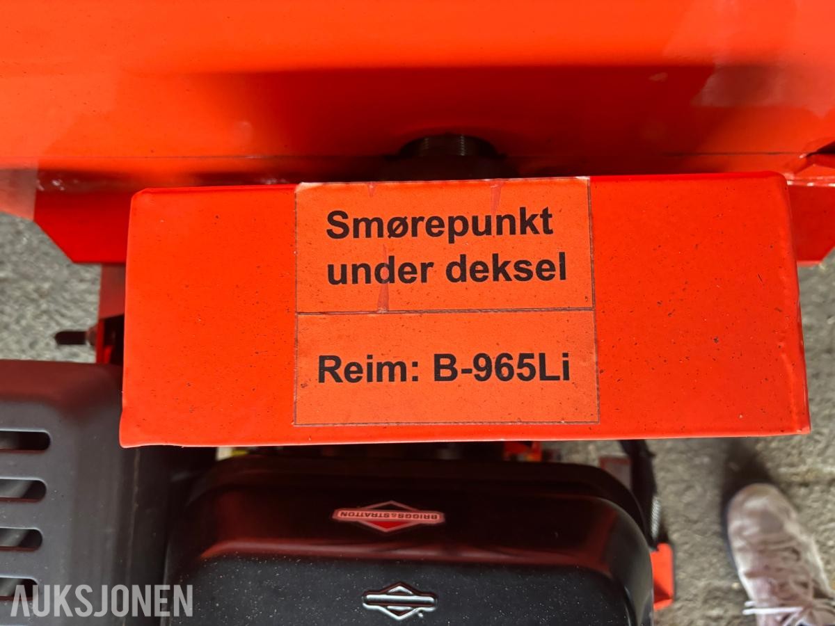 2024 Beaver-XL flishugger med Briggs & Stratton XR-motor. 23065