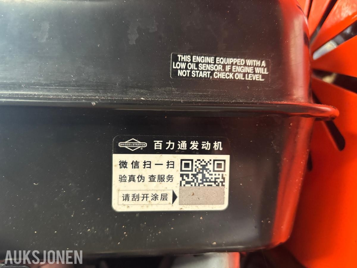 2024 Beaver-XL flishugger med Briggs & Stratton XR-motor. 23065