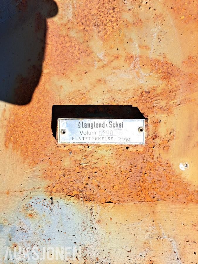 fyringsoljje tank Langland og Schei Ukjent