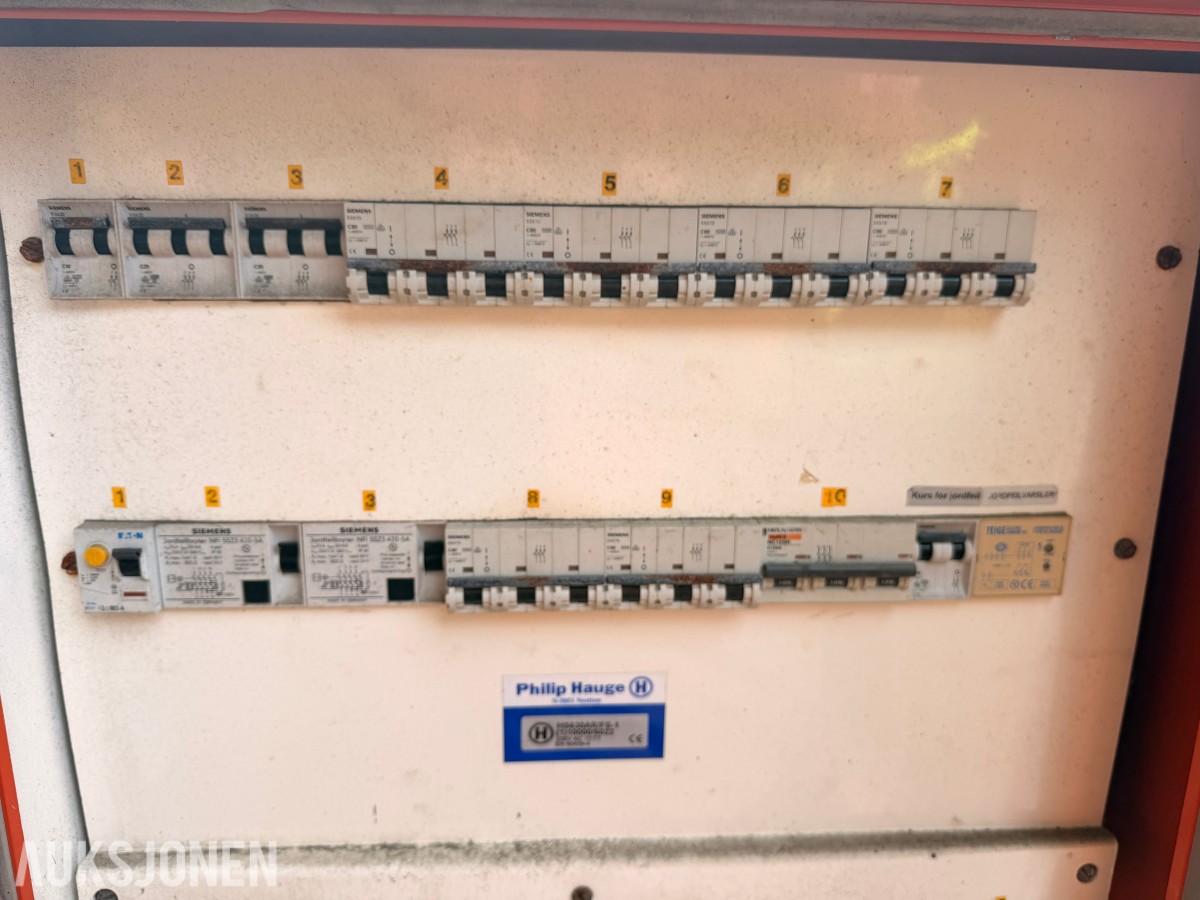 BYGGESTRØMSKAP OG BYGGVARMER – 11 STK. ENHETER