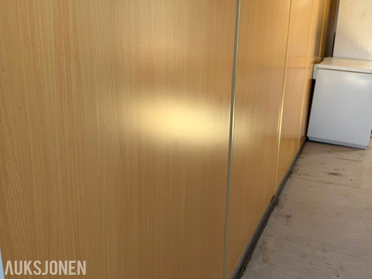 2 stk Uniteam containere brakker