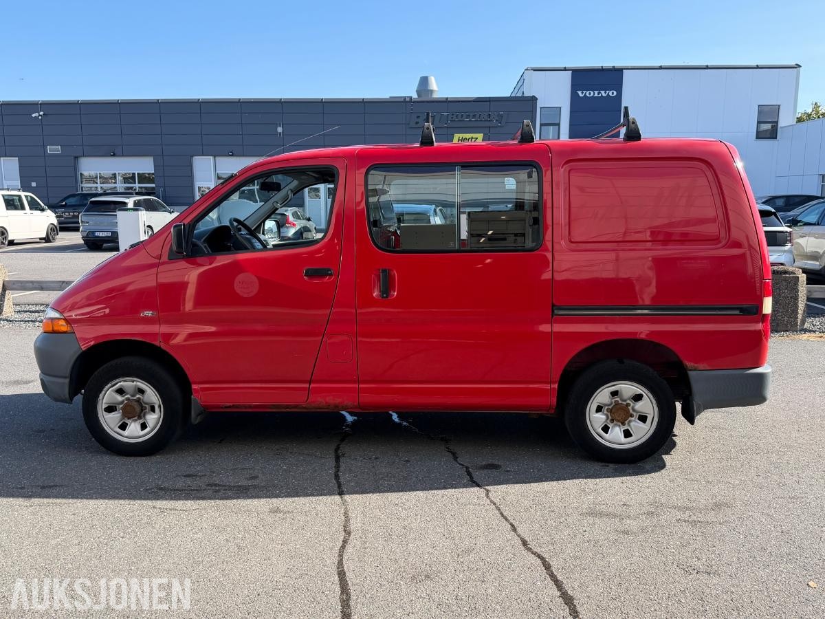 2006 Toyota HiAce 2.5-102 D 4WD, 203000km