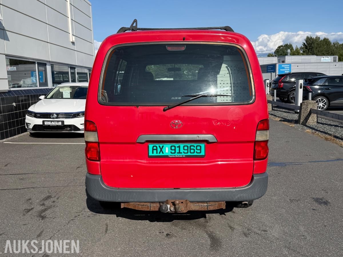 2006 Toyota HiAce 2.5-102 D 4WD, 203000km