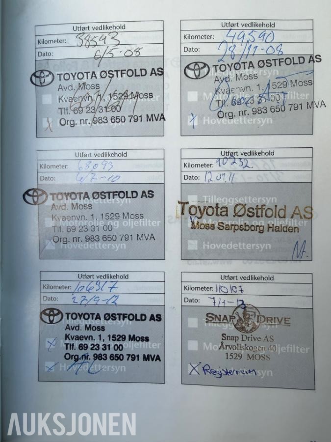 2006 Toyota HiAce 2.5-102 D 4WD, 203000km