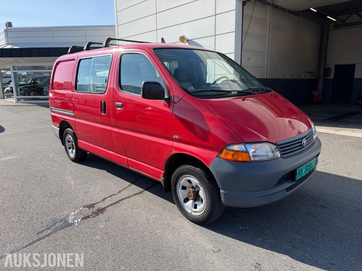 2006 Toyota HiAce 2.5-102 D 4WD, 203000km