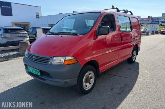 2006 Toyota HiAce 2.5-102 D 4WD, 203000km